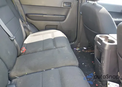 2008 Ford Escape Xlt из США, поврежденный, VIN 1FMCU93Z28KE49580